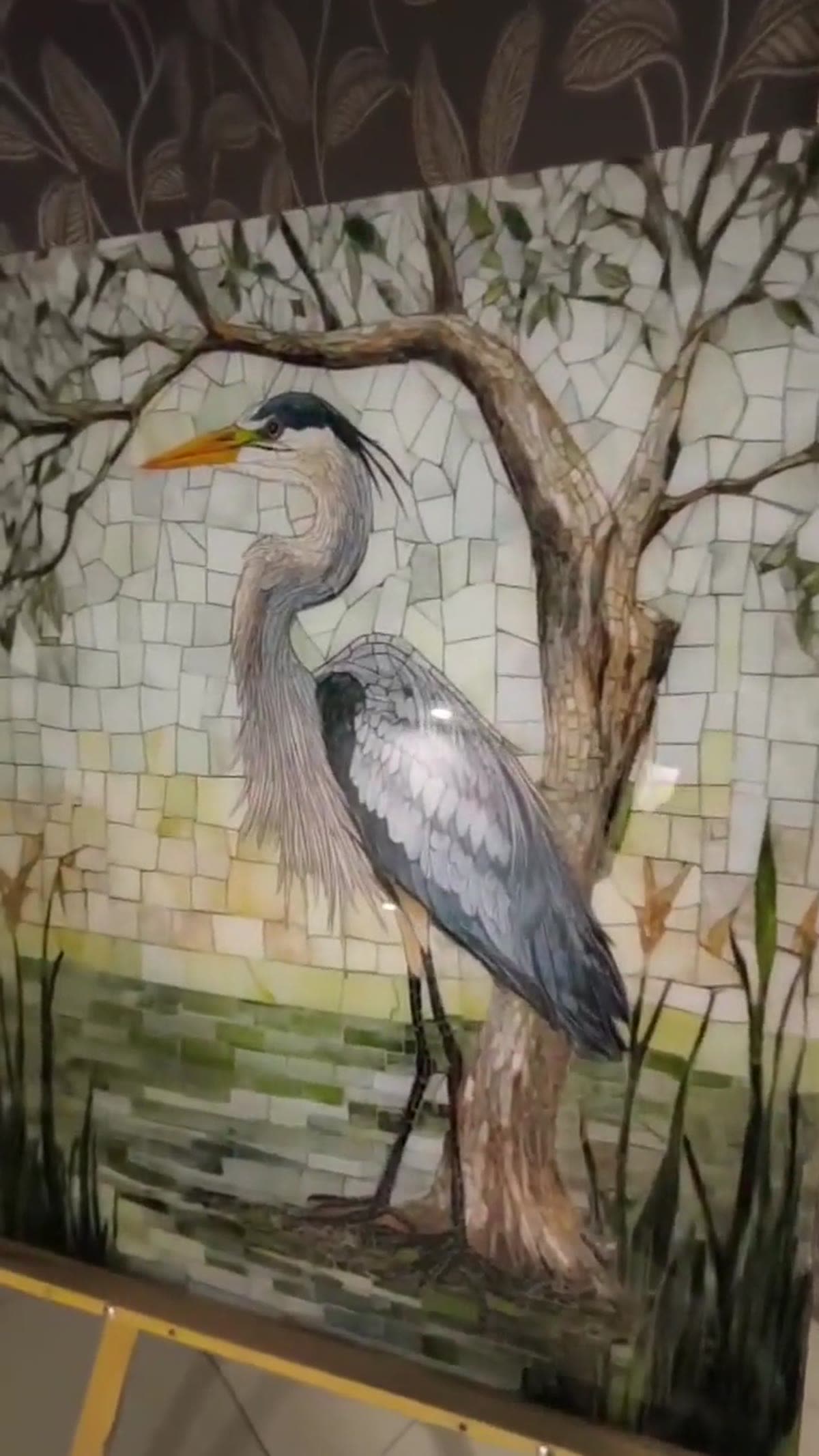 ELYESE's Heron Glass Backsplash is a 4mm UV-printed, heat-resistant tempered glass kitchen backsplash with a heron sunrise farmhouse design, available in custom sizes starting at $78.99, with free shipping to the USA and Canada.